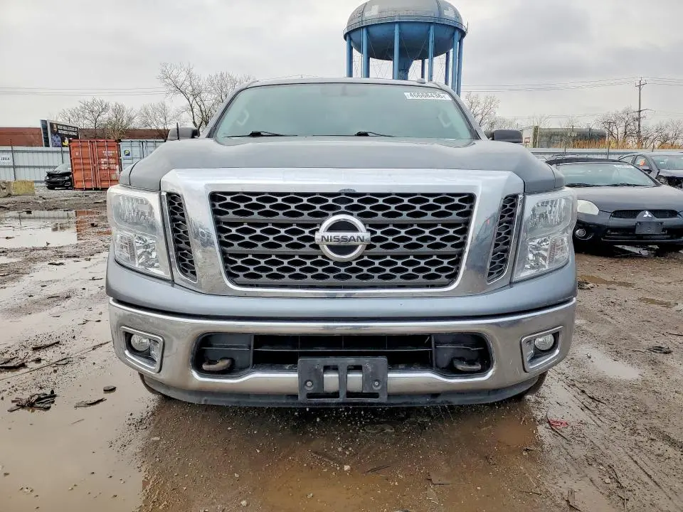 2018 NISSAN TITAN S  