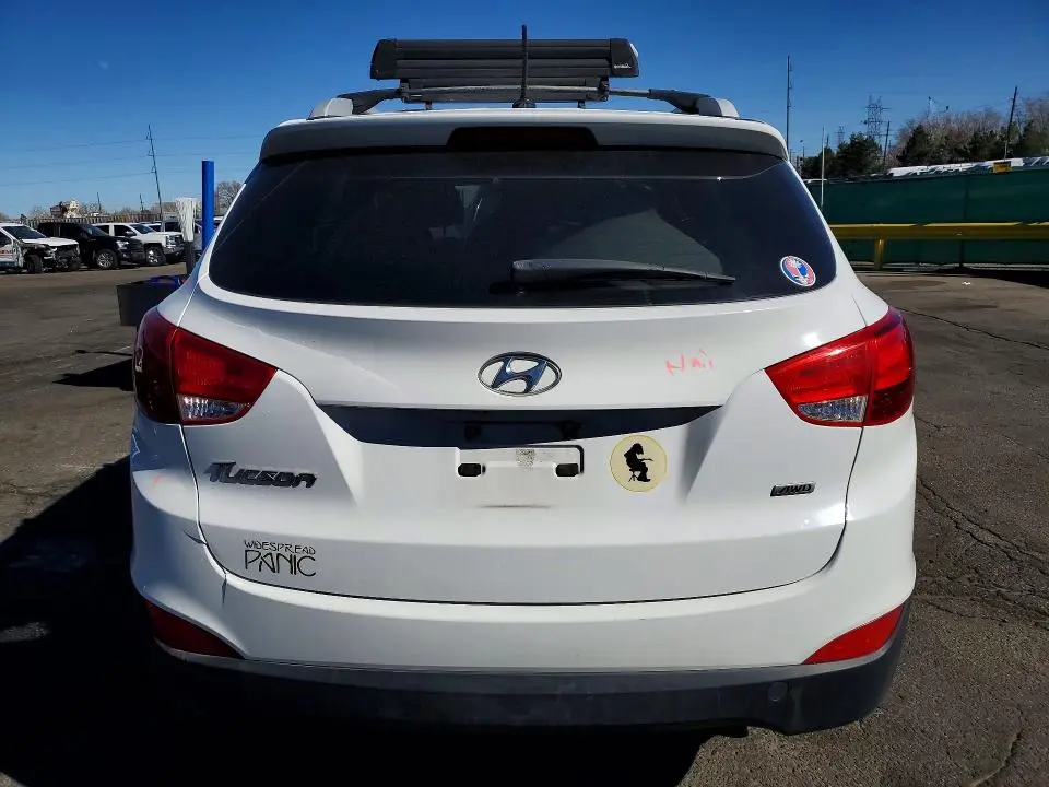 2014 HYUNDAI TUCSON SE  