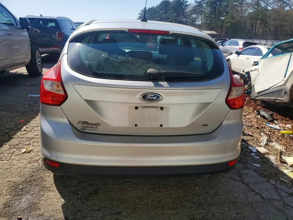 2012 FORD FOCUS SE  
