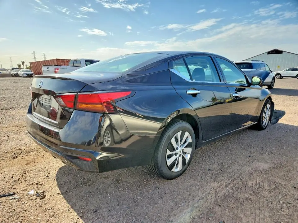 2022 NISSAN ALTIMA S  