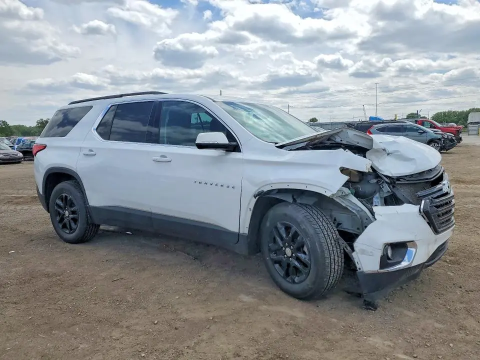 2020 CHEVROLET TRAVERSE LT  