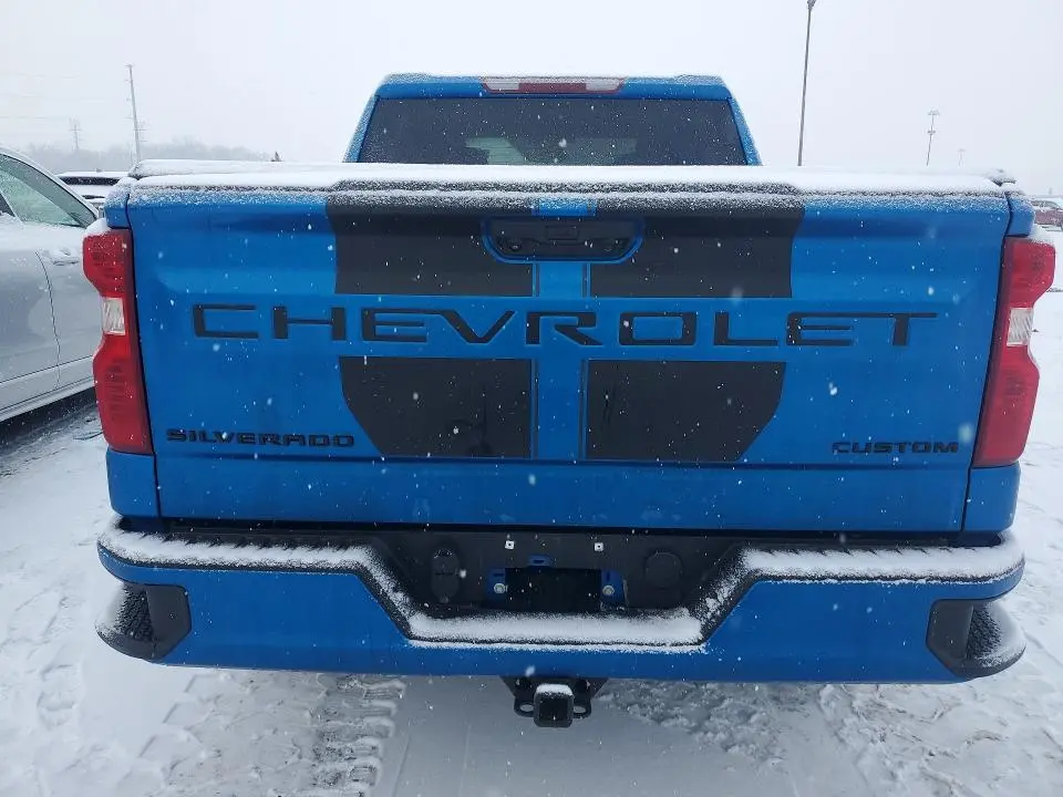 2022 CHEVROLET SILVERADO K1500 CUSTOM  