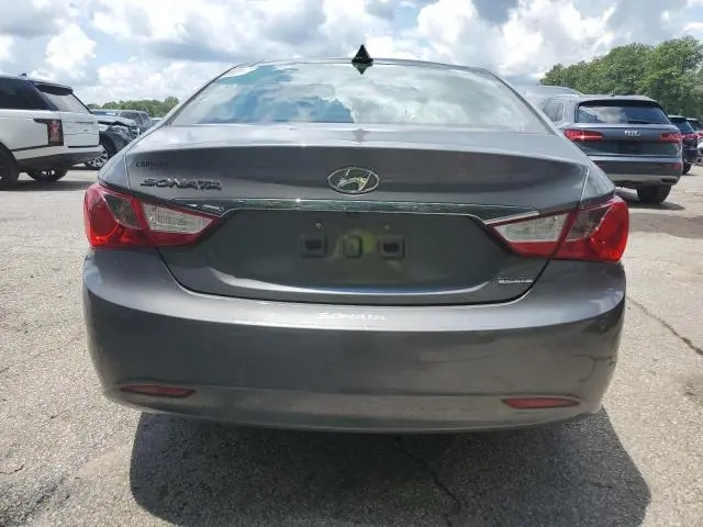 2013 HYUNDAI SONATA SE  