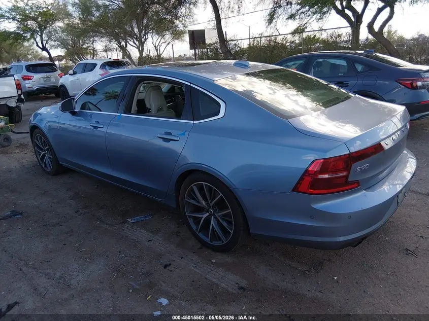 2018 VOLVO S90 T5 MOMENTUM