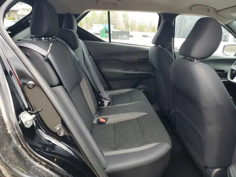 2020 NISSAN KICKS S  