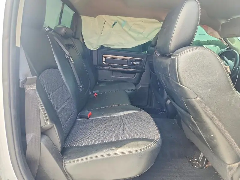 2013 RAM 1500 SPORT  