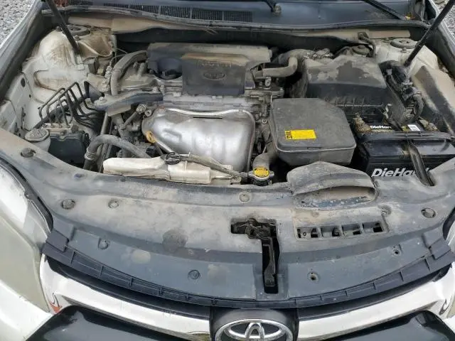 2015 TOYOTA CAMRY LE  