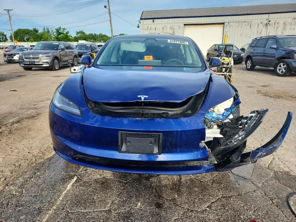 2025 TESLA MODEL 3   