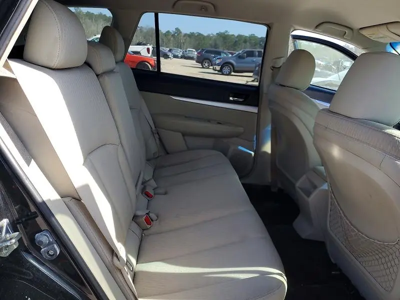 2011 SUBARU OUTBACK   