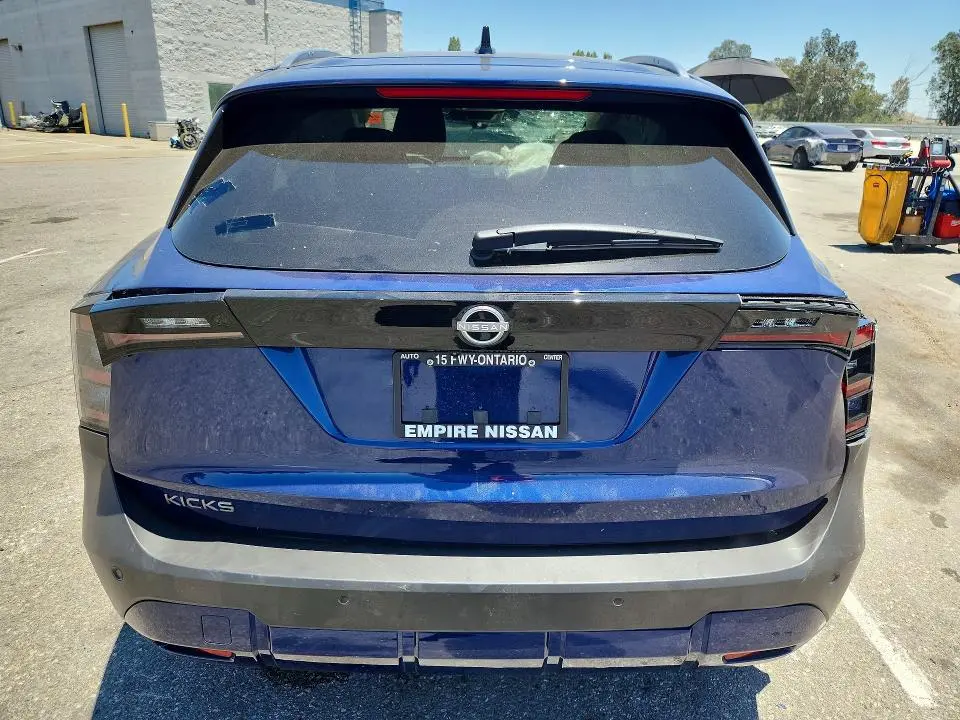 2026 NISSAN KICKS SV  