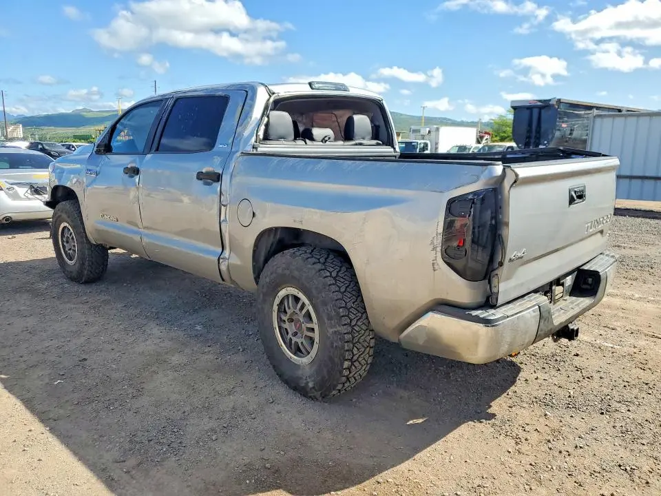 2014 TOYOTA TUNDRA CREWMAX SR5  