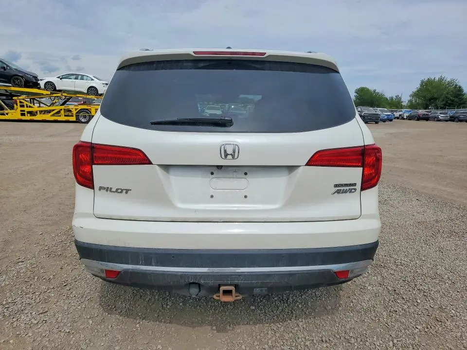 2017 HONDA PILOT TOURING  