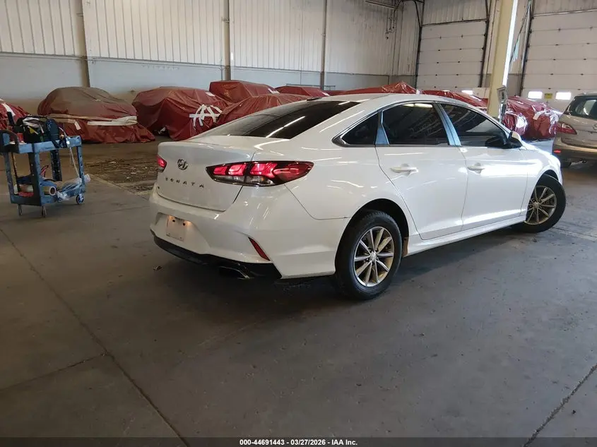 2018 HYUNDAI SONATA SE