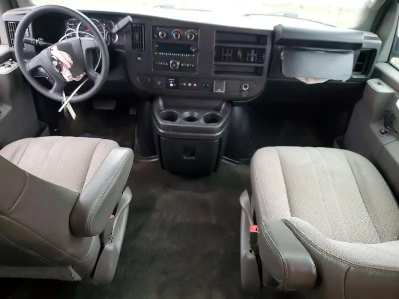 2019 CHEVROLET EXPRESS G2500 LT  