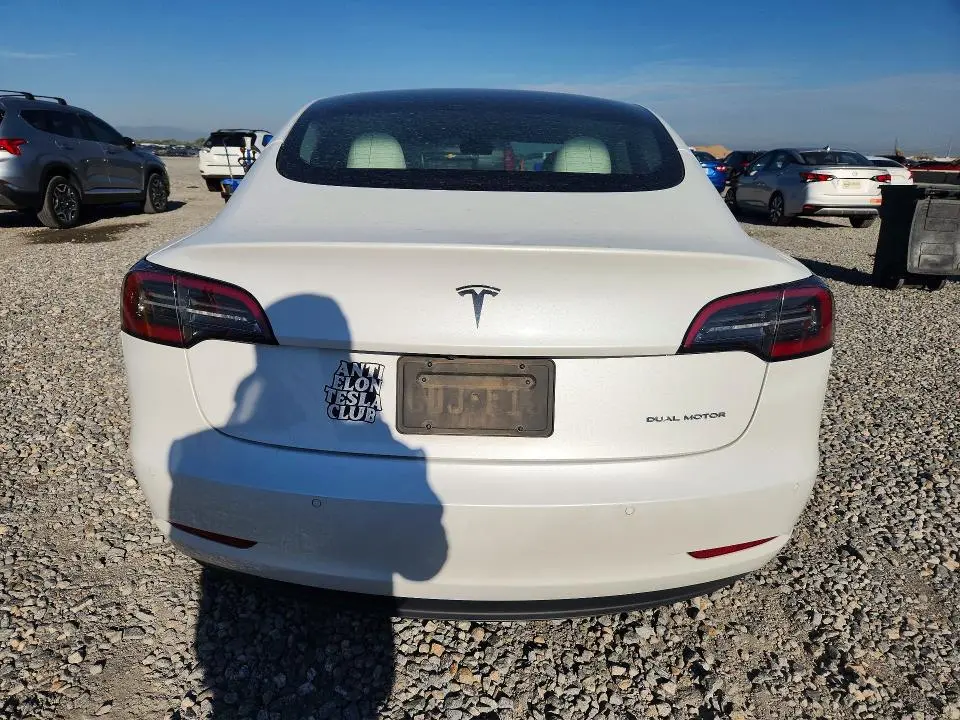 2021 TESLA MODEL 3   