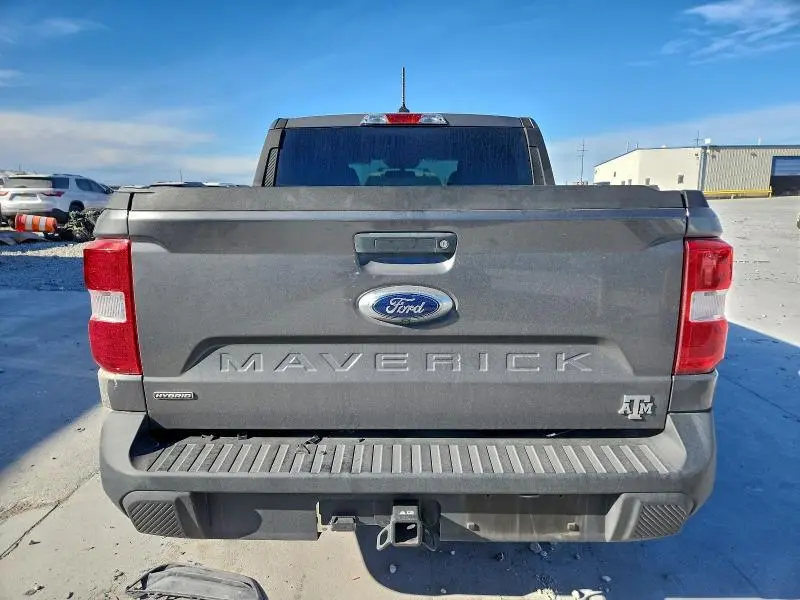 2022 FORD MAVERICK XL  
