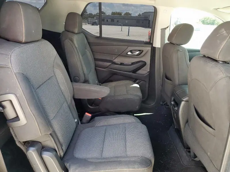 2019 CHEVROLET TRAVERSE LT  