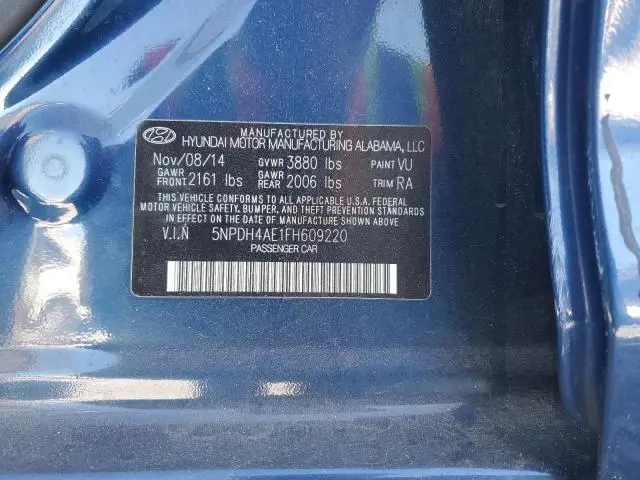 2015 HYUNDAI ELANTRA SE  
