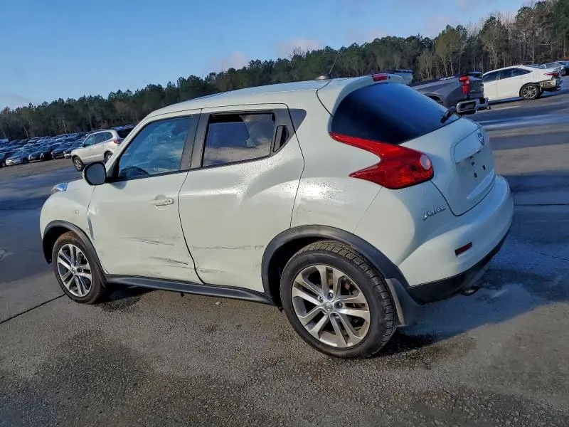 2011 NISSAN JUKE S  