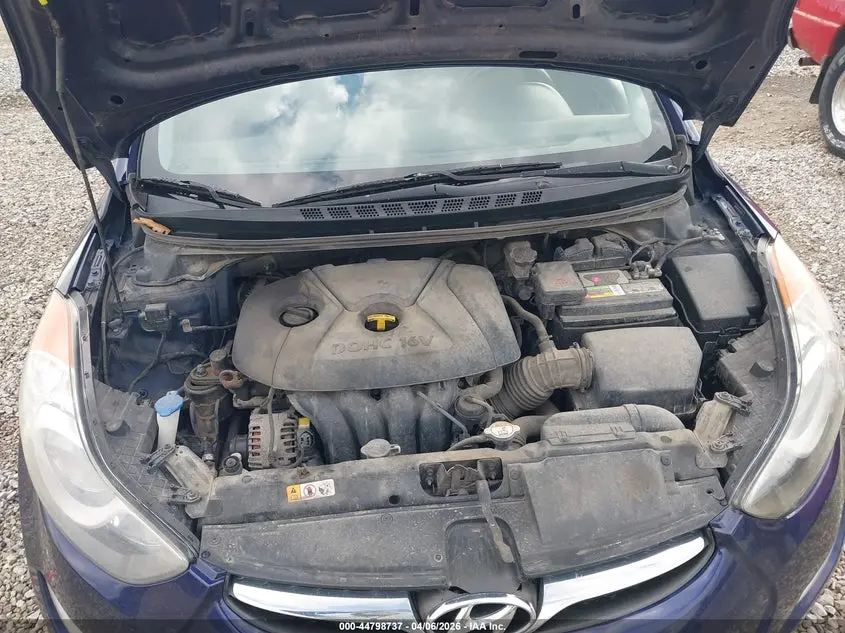 2013 HYUNDAI ELANTRA GLS