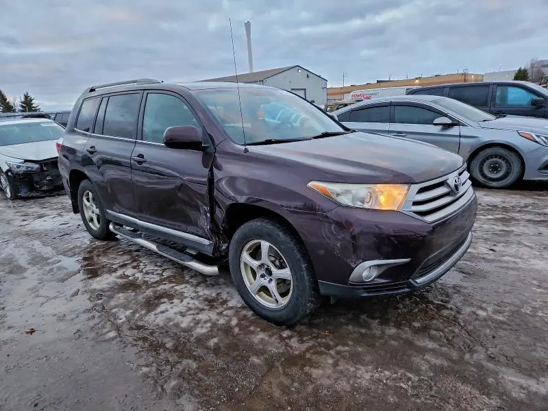 2013 TOYOTA HIGHLANDER BASE  