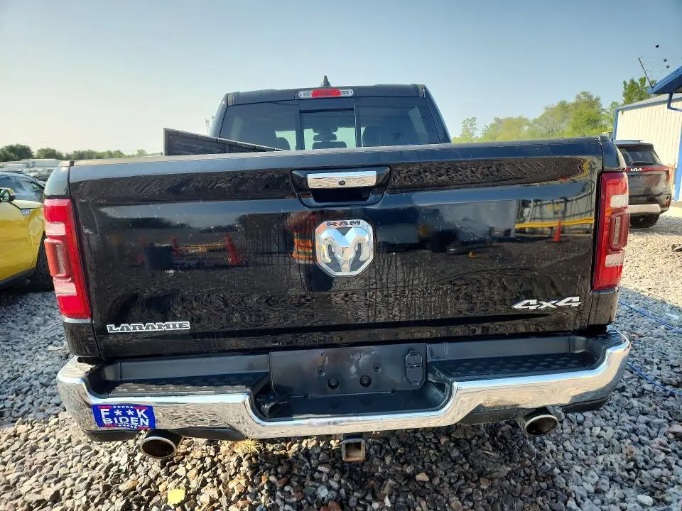 2019 RAM 1500 LARAMIE  
