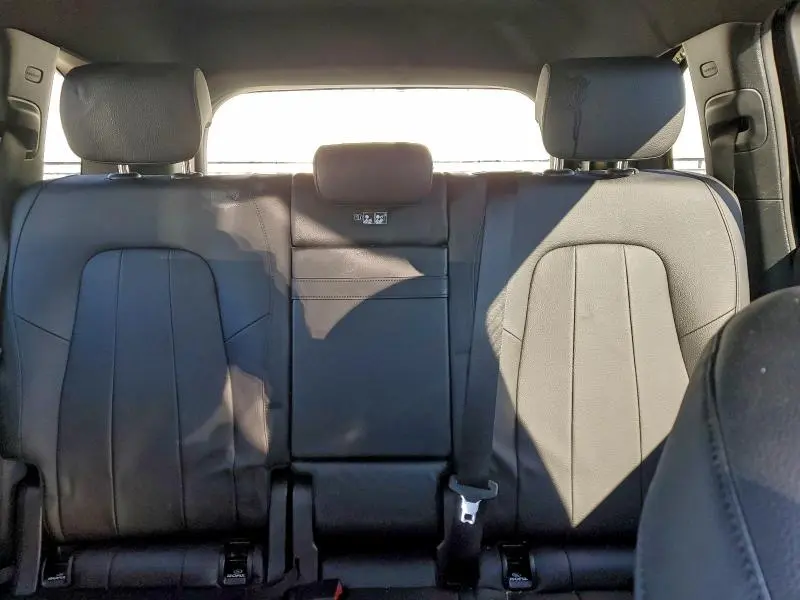 2023 MERCEDES-BENZ GLB 250  