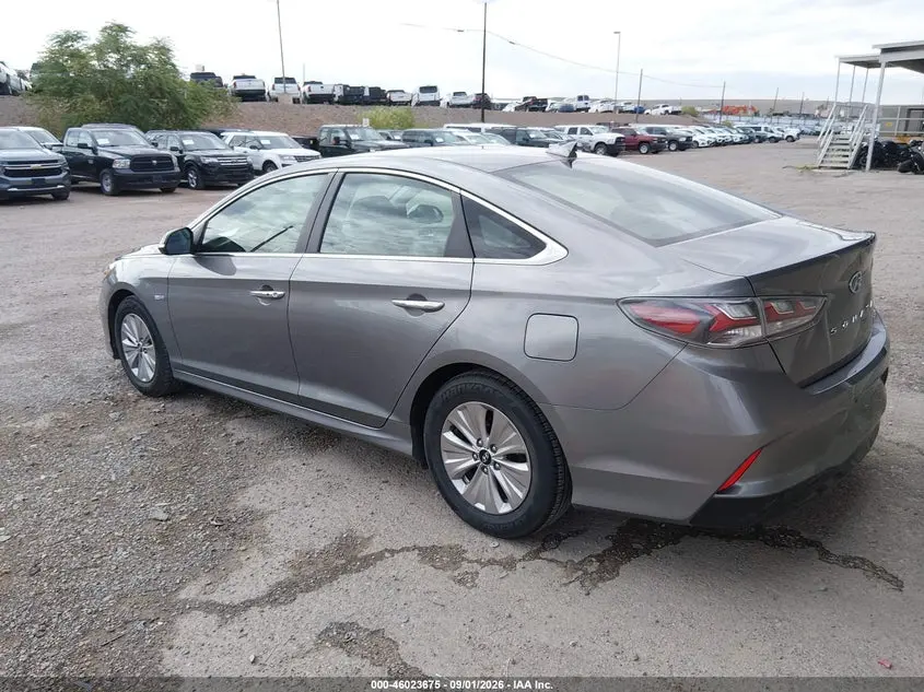 2018 HYUNDAI SONATA HYBRID SE