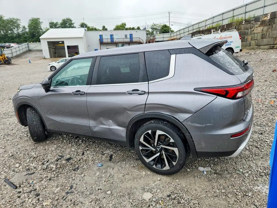 2022 MITSUBISHI OUTLANDER SE  