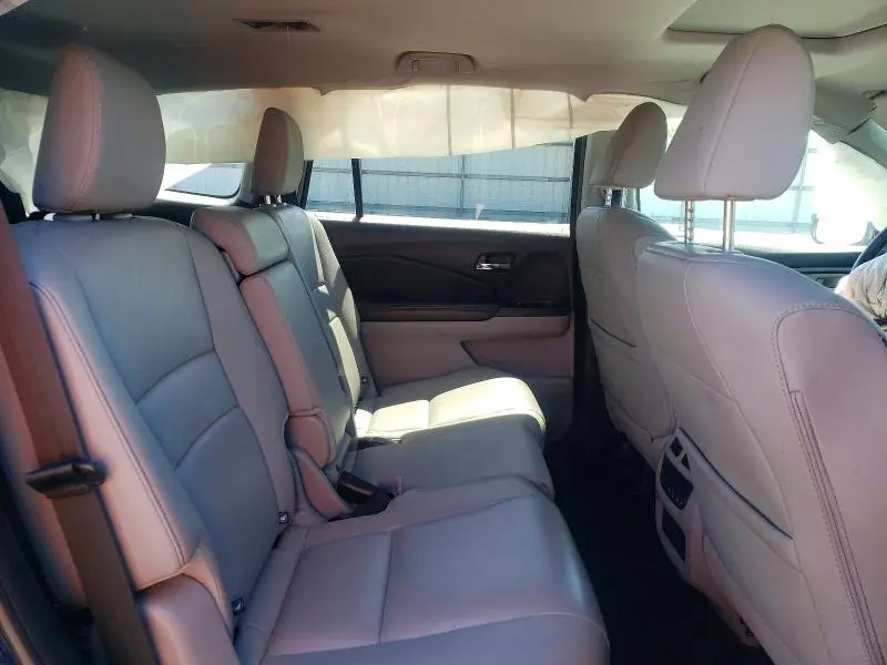2018 HONDA PILOT   