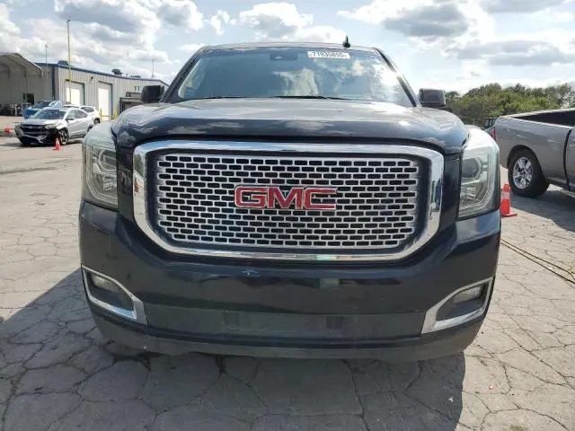 2017 GMC YUKON XL DENALI  