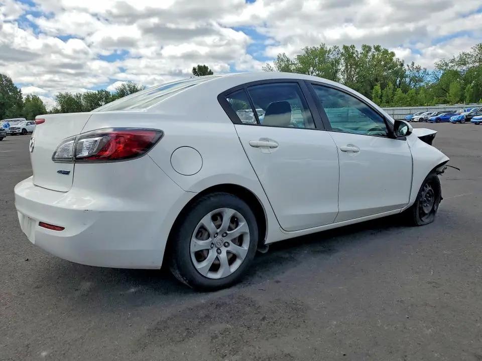 2013 MAZDA 3 I  