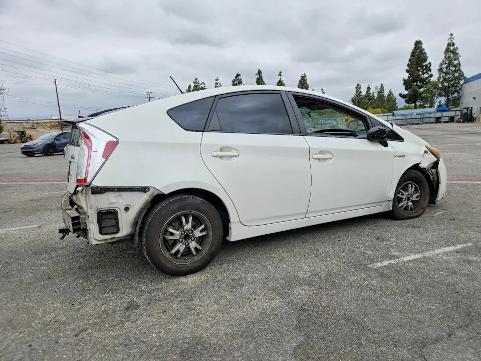 2010 TOYOTA PRIUS I  