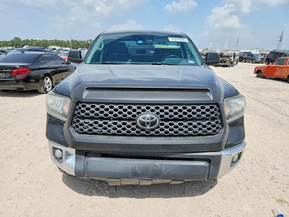 2021 TOYOTA TUNDRA SR5  