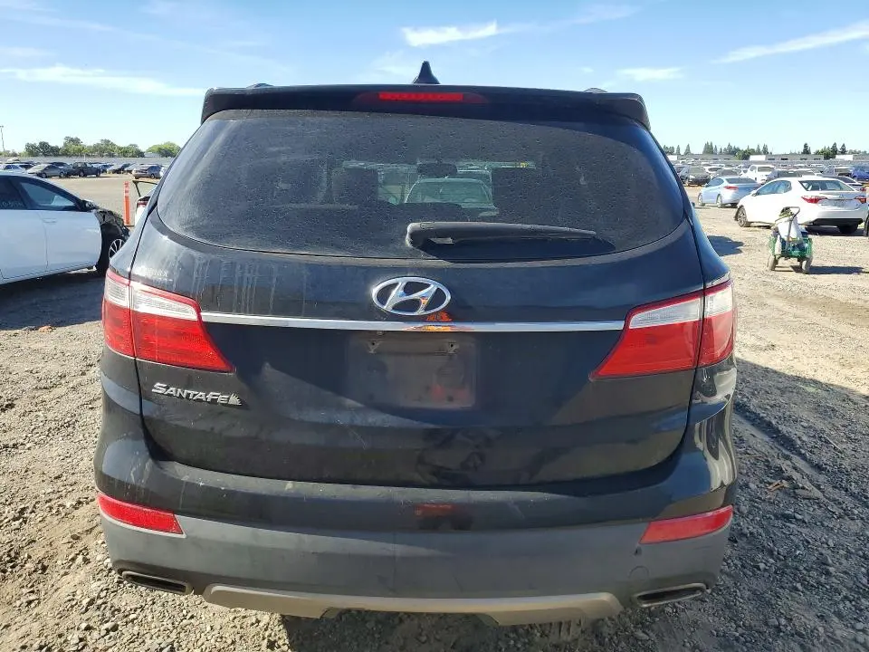 2016 HYUNDAI SANTA FE SE  