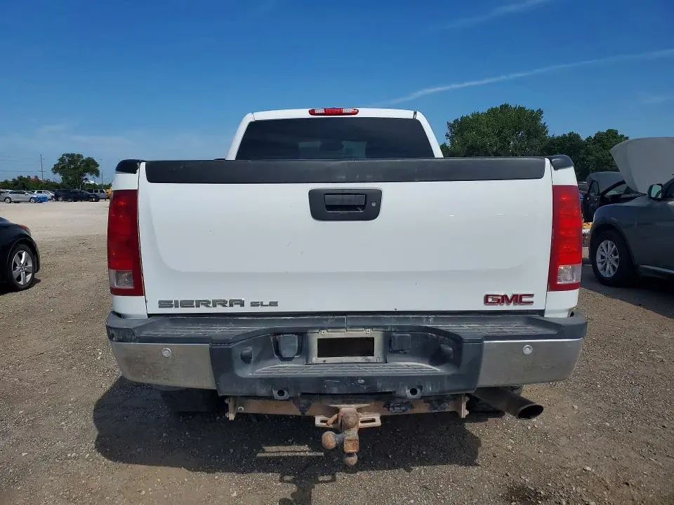 2011 GMC SIERRA K2500 SLE  