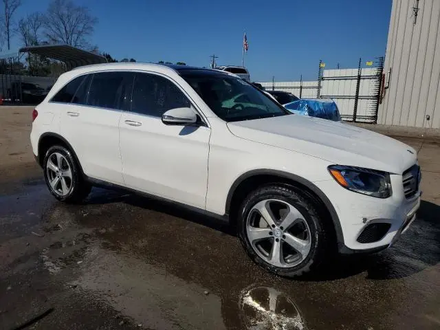 2017 MERCEDES-BENZ GLC 300