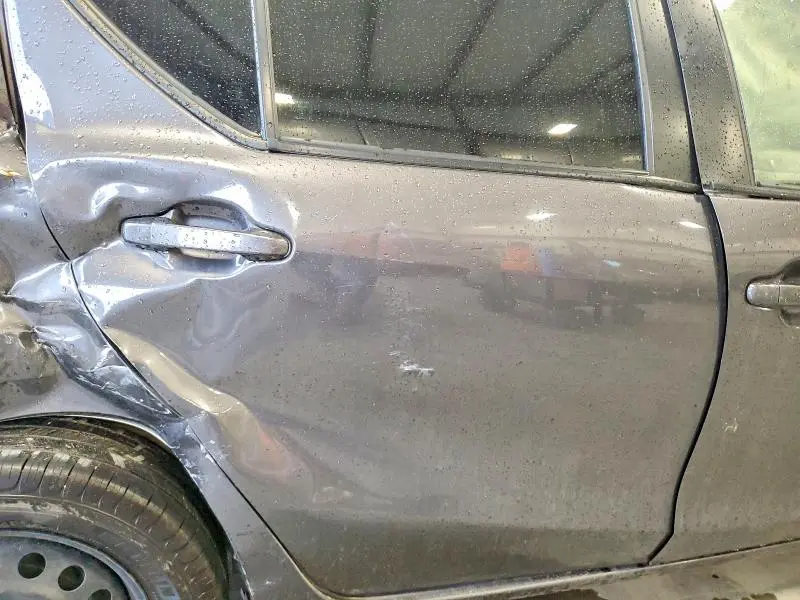 2015 TOYOTA PRIUS C TWO  