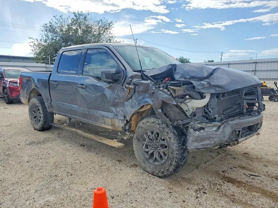 2023 FORD F150 SUPERCREW  