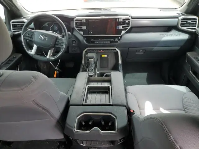 2025 TOYOTA TUNDRA CREWMAX SR  