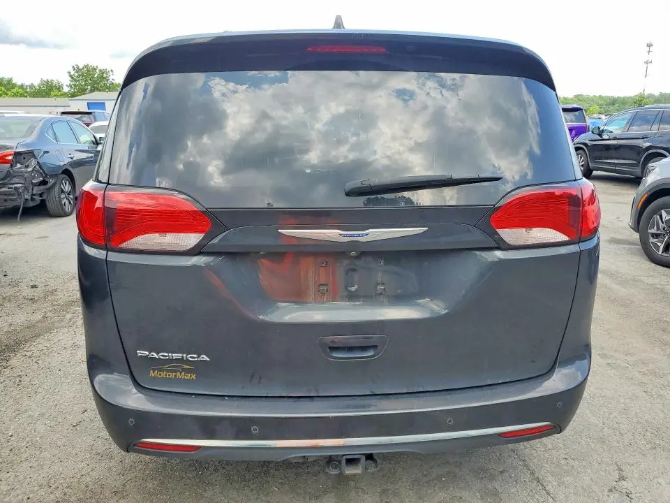 2018 CHRYSLER PACIFICA TOURING L PLUS  