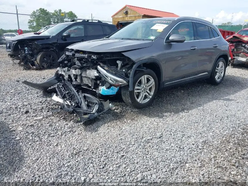2023 MERCEDES-BENZ GLA 250 4MATIC