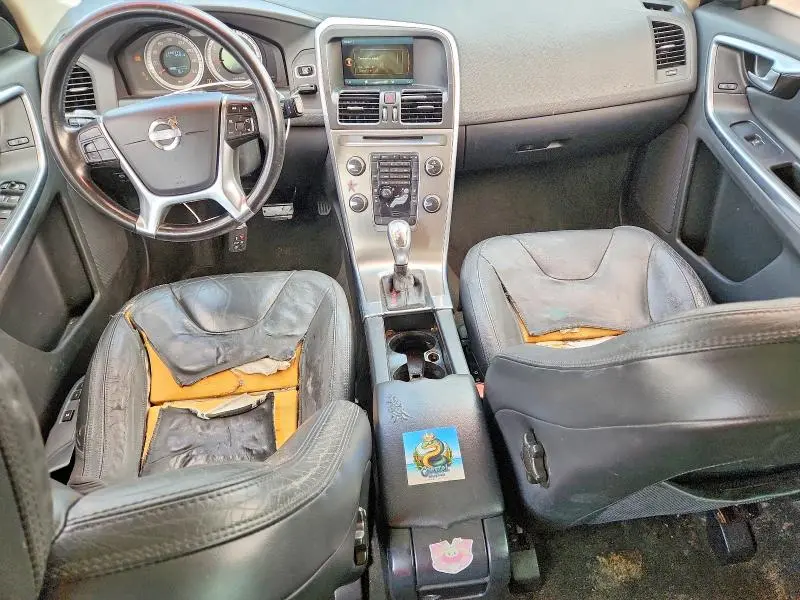 2013 VOLVO XC60 3.2  