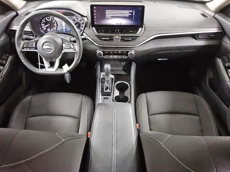 2023 NISSAN ALTIMA SV  