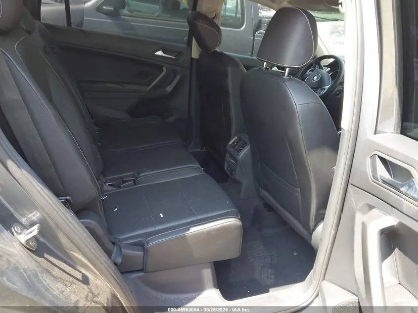 2021 VOLKSWAGEN TIGUAN  