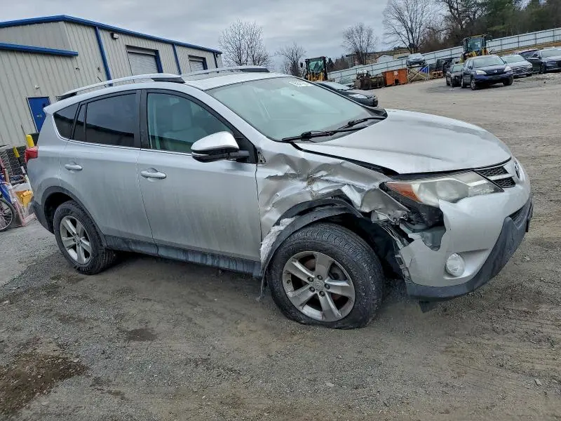 2014 TOYOTA RAV4 XLE  