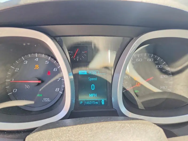 2017 CHEVROLET EQUINOX LT  