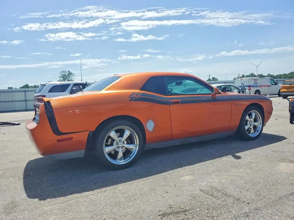 2011 DODGE CHALLENGER   