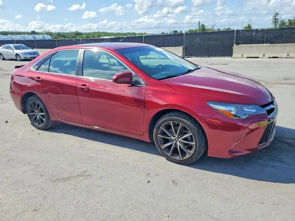 2015 TOYOTA CAMRY XSE  