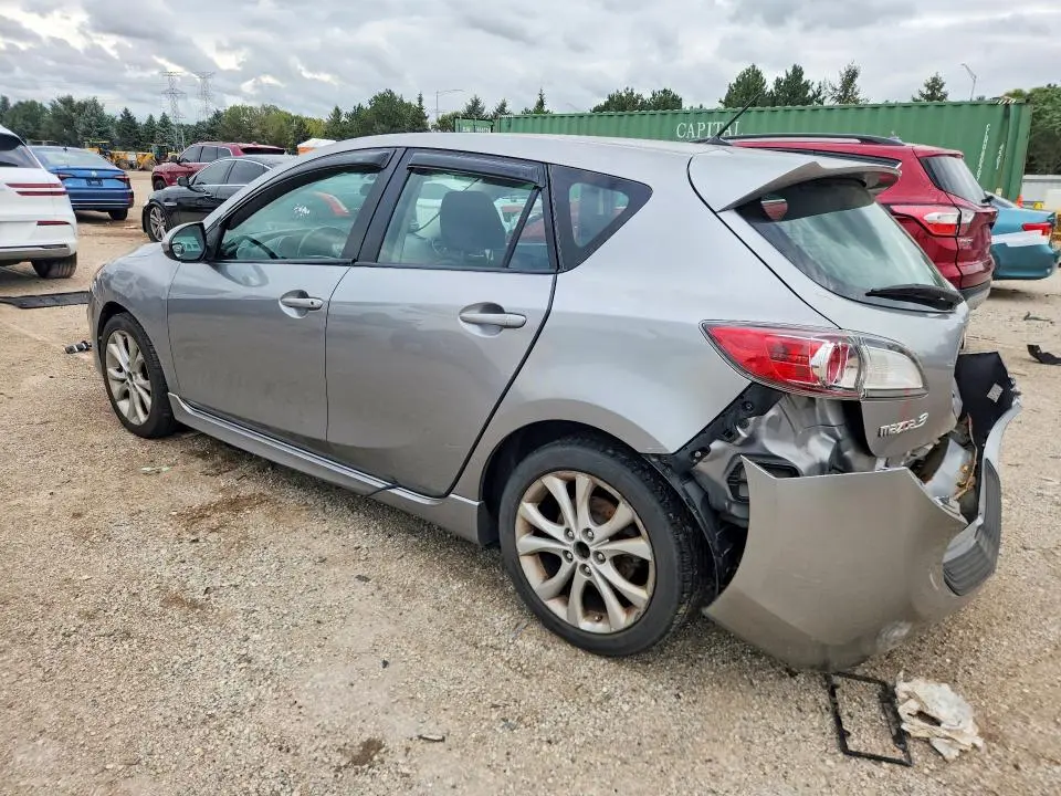 2011 MAZDA 3 S  